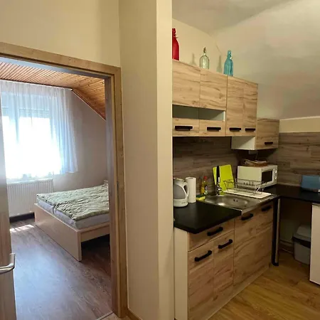 In - Balaton 18061 * Balatonberény