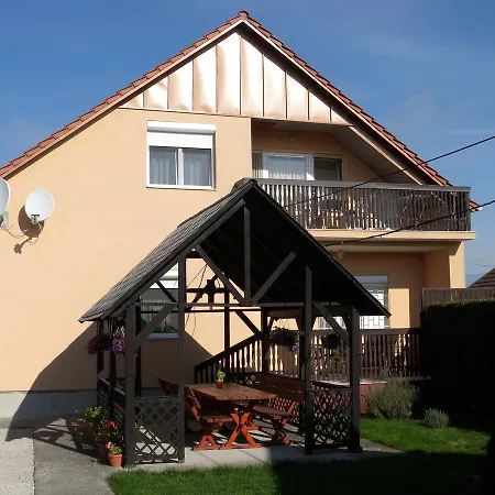 Apartament In Balatonbereny/balaton 18061 Balatonberény