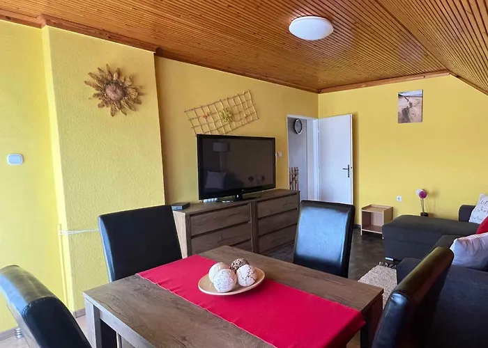 In - Balaton 18061 Apartment Balatonbereny